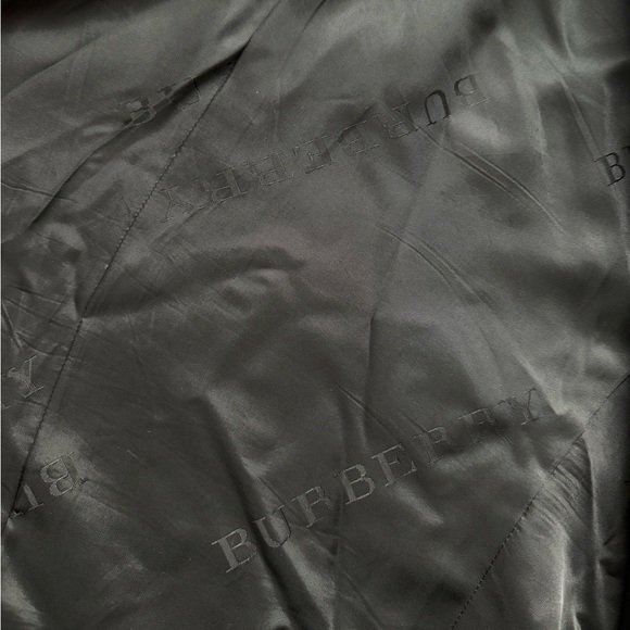 BURBERRY Single-Breasted Wool Blazer in Black - Picture 7 of 9